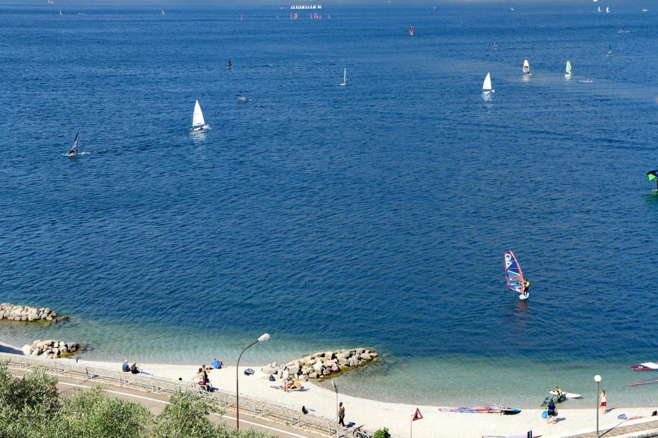 Vistalago Torbole Torbole Sul Garda Eksteriør bilde