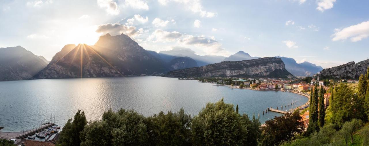 Vistalago Torbole Torbole Sul Garda Eksteriør bilde