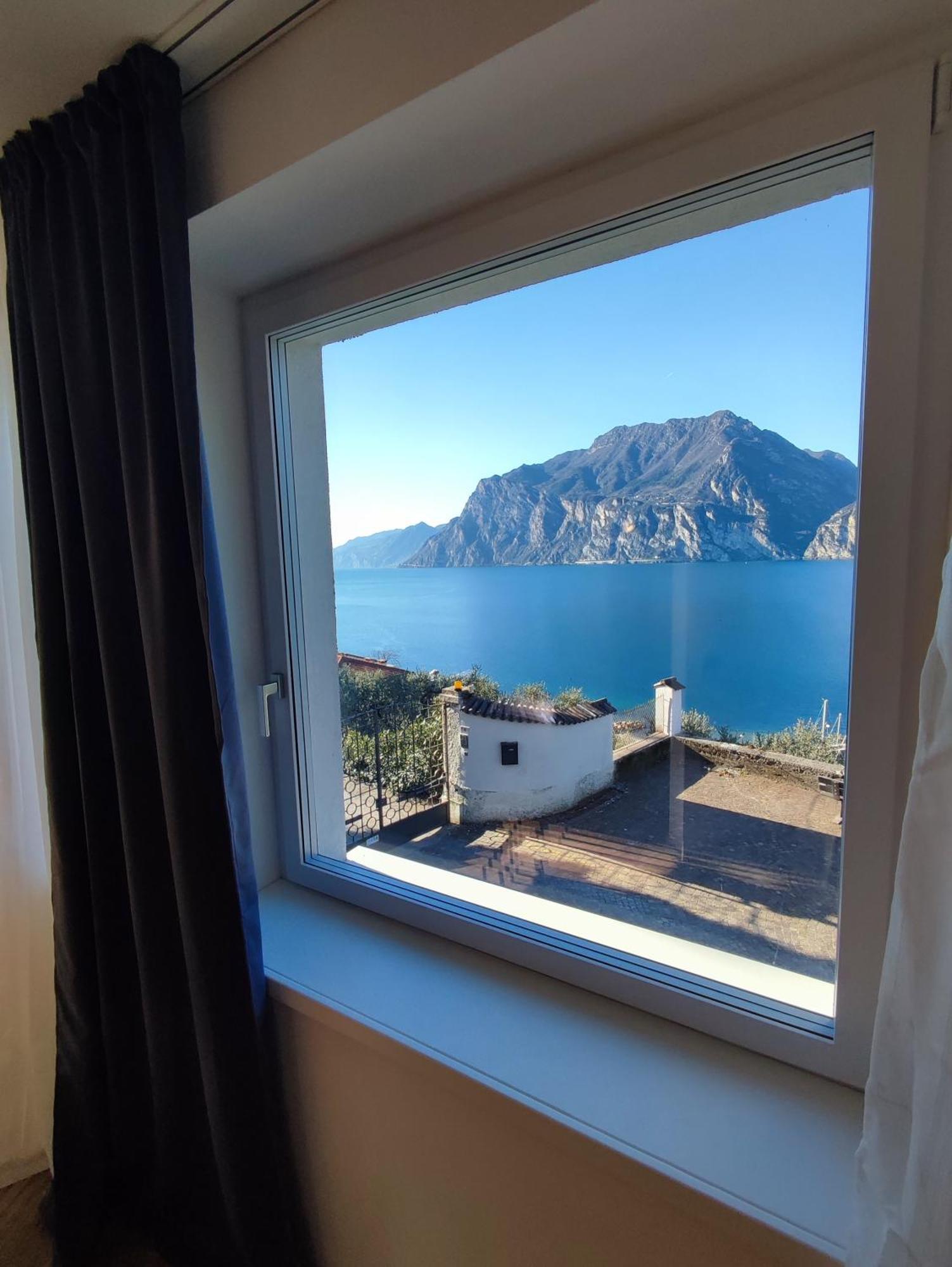 Vistalago Torbole Torbole Sul Garda Eksteriør bilde